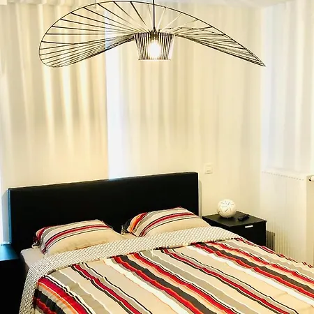 Design Empire Apartment *