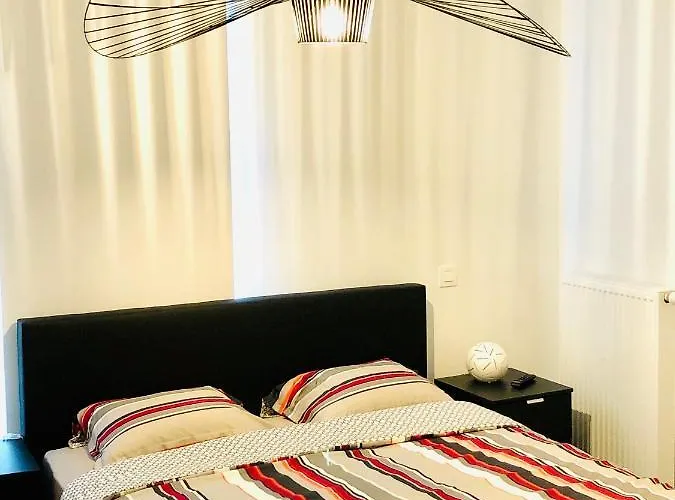 Design Empire Apartment *