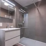 Design Empire Apartment *